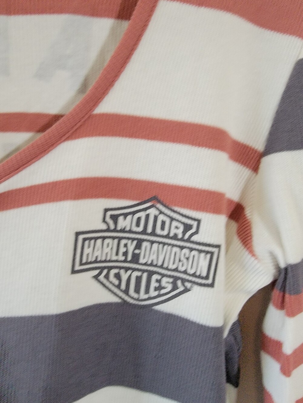 Harley-Davidson Womens Striped Henley Shirt Sz M Long Sleeve Logo Biker Moto Y2K - Picture 6 of 12